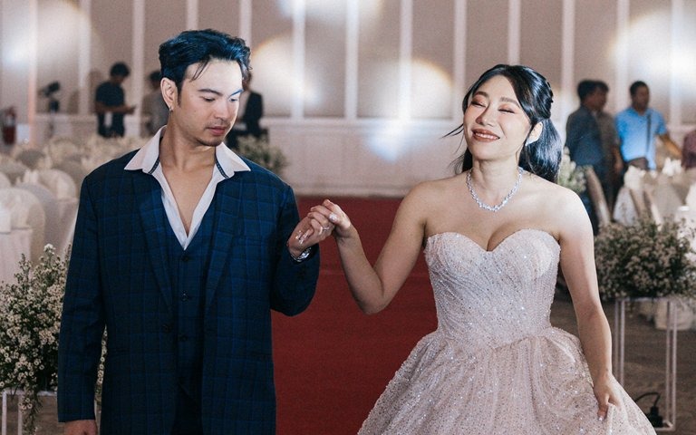 คู่บ่าวสาวในงานแต่งโรงแรม Avana Hotel